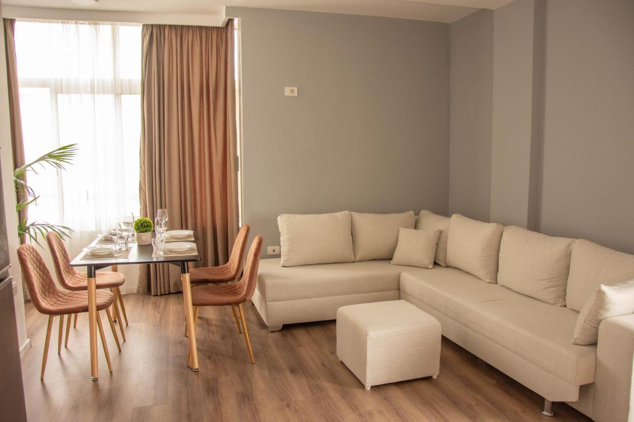 Wave Beachfront Apartments Durrës Zewnętrze zdjęcie